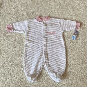 2/$20 | NEW WITH TAGS. VINTAGE BABY GIRL 2000s SNUGABYE Sleeper